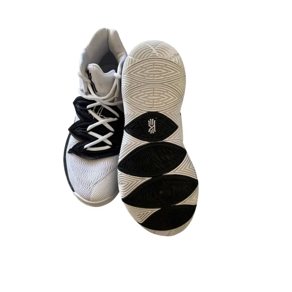 Nike Kyrie 5 TB basketball shoes Oreo mens 7.5/womens 9